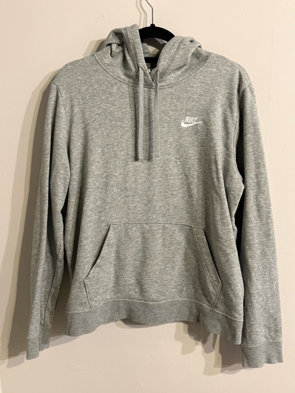 Nike Men's Light Gray Pullover Hoodie with White Logo